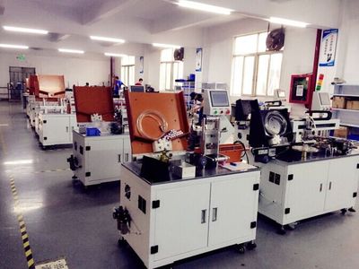 深圳18650全自動點焊機、分選機及貼青稞紙機專業廠家推薦與技術推廣